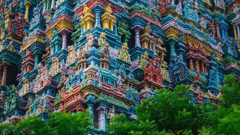 Meenakshi-Madurai-AdobeStock_193744403-3200x1800-f50_50 (1)